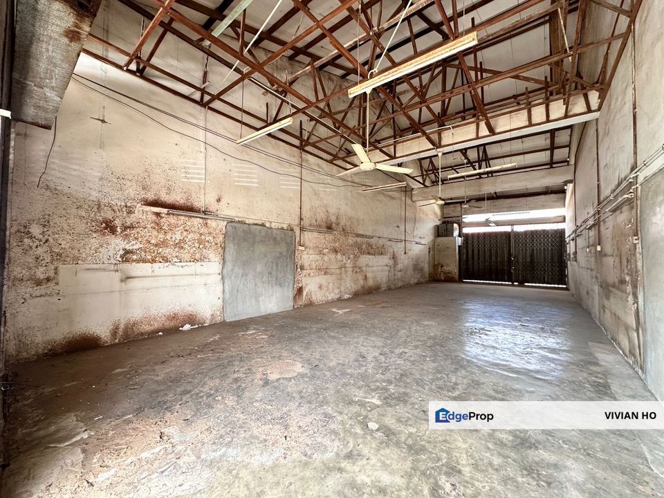 LIGHT FACTORY FOR RENT AT JALAN MELATI BUKIT BERUNTUNG, Selangor, Rawang
