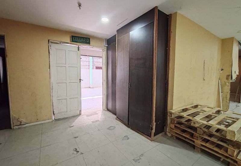 Taman Sri Batu Caves