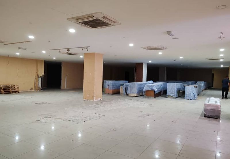 Taman Sri Batu Caves