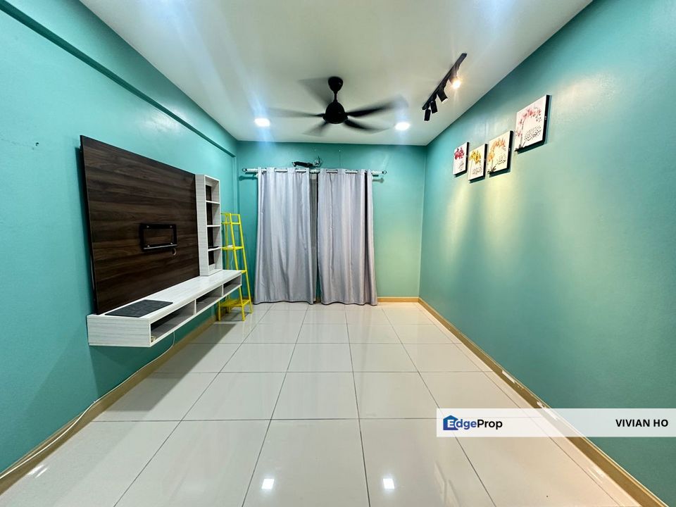 125 RICH RESIDENCE FOR RENT WITH PARTIALLY FURNISHED, Selangor, Rawang