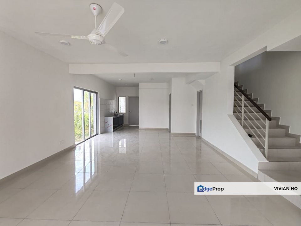 DOUBLE STOREY D'LAMAN KUNDANG FASA 1. FOR RENT. PARTIALLY FURNISHED, Selangor, Rawang