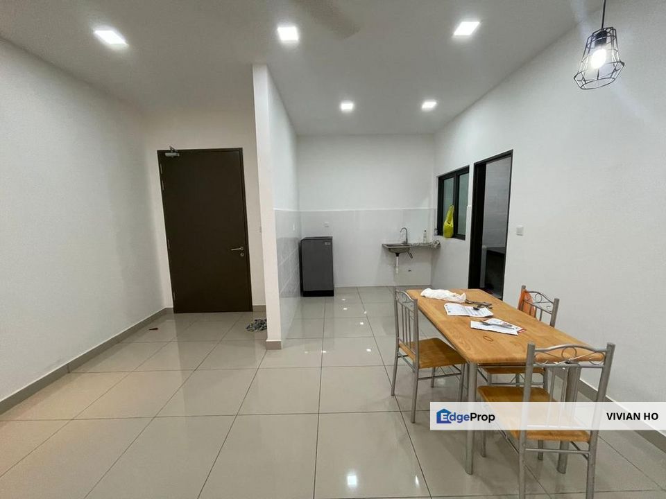 THE HENGE CONDO WITH PARTIALLY FURNISHED FOR RENT, Kuala Lumpur, Kepong