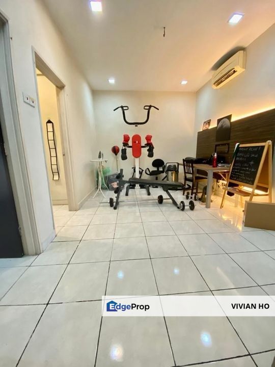 DOUBLE STOREY TERRACE AT SUTERA DAMANSARA FULLY FURNISHED., Selangor, Damansara Damai