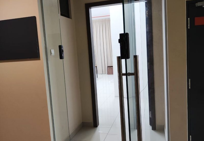 Austin 18 Versatile Business Suites