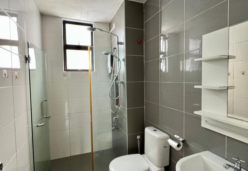 The Platino Serviced Apartment