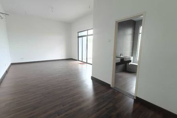 Desa Tebrau @ Precint 12