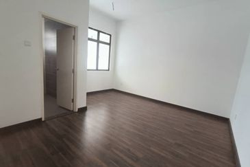 Desa Tebrau @ Precint 12