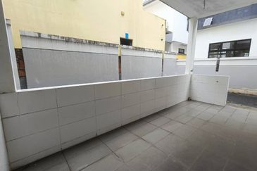 Desa Tebrau @ Precint 12