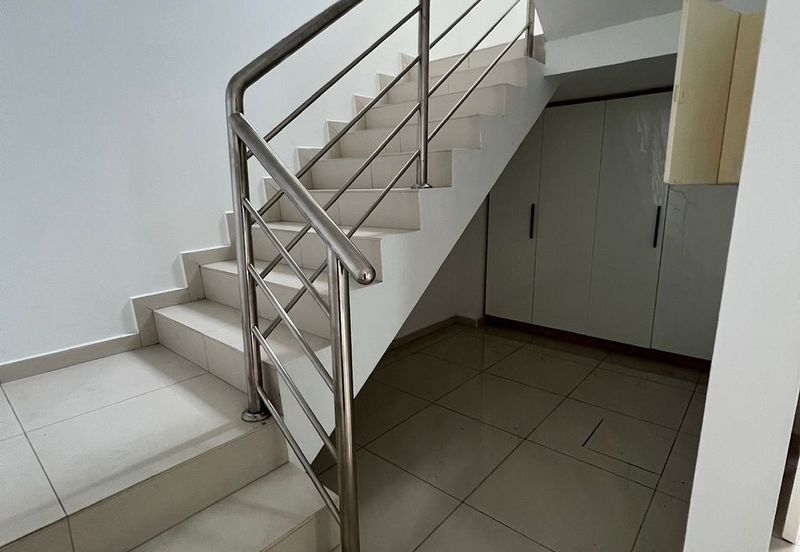 Oleander @ Kempas Utama