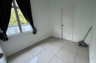 Oleander @ Kempas Utama