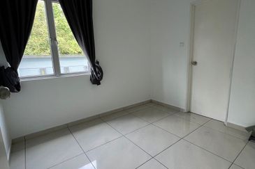 Oleander @ Kempas Utama