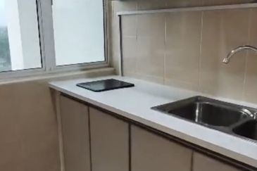 Sri Samudera Seaview Residence Suites