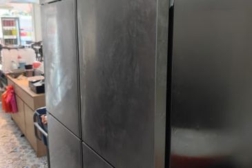 Skudai皇后区 / 生意出顶 / 经济饭 / 餐饮业