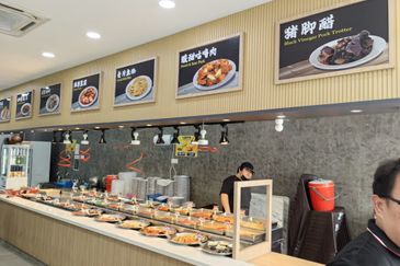 Skudai皇后区 / 生意出顶 / 经济饭 / 餐饮业