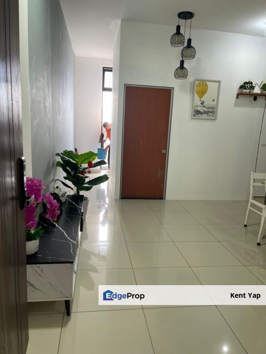 Twin Tower @ CIQ / Common Room / For Rent, Johor, Johor Bahru