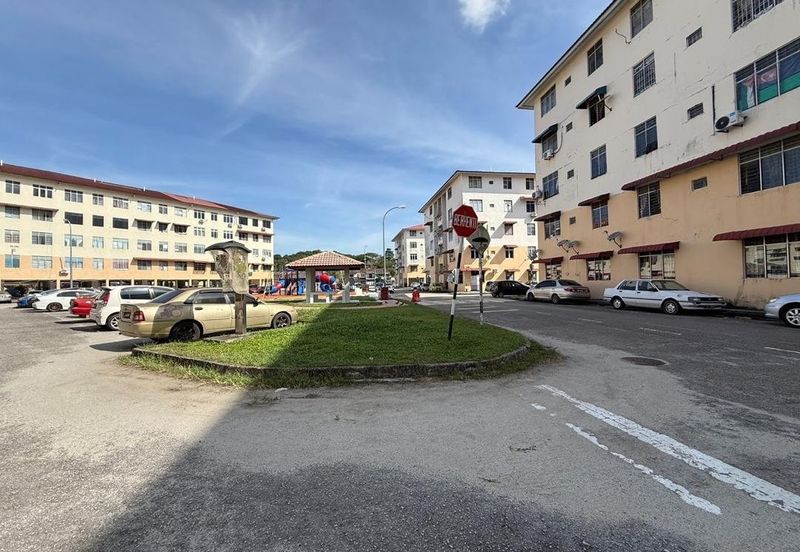 Taman Seri Orkid Flat