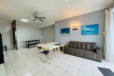 Pangsapuri Orchid View Luxury Apartment