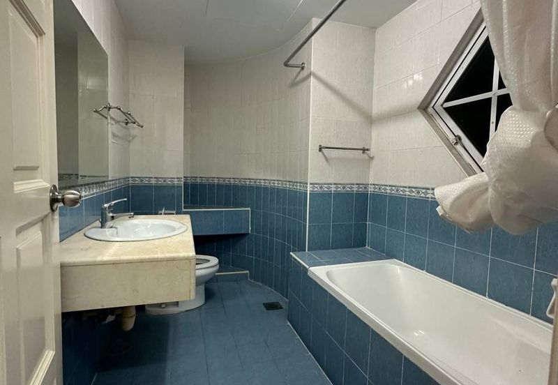 Pangsapuri Orchid View Luxury Apartment