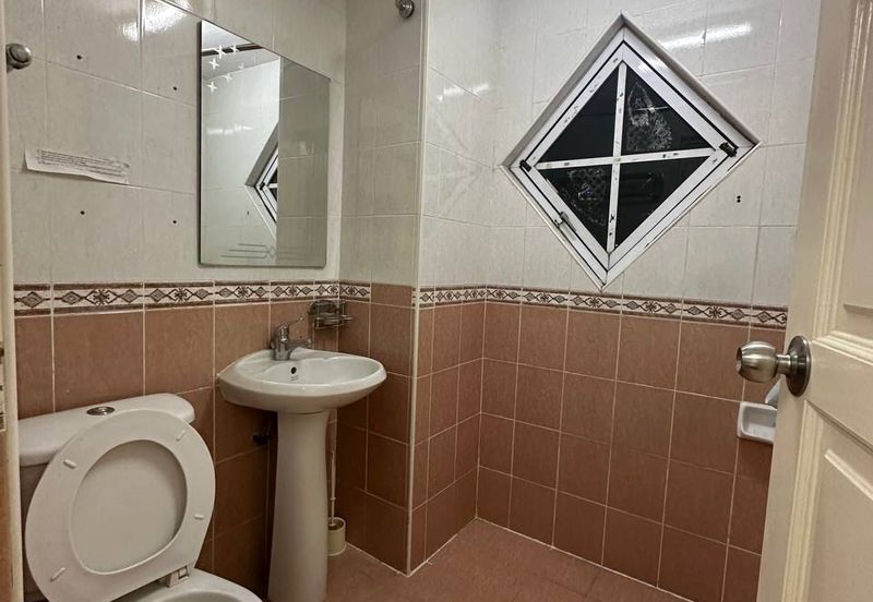 Pangsapuri Orchid View Luxury Apartment