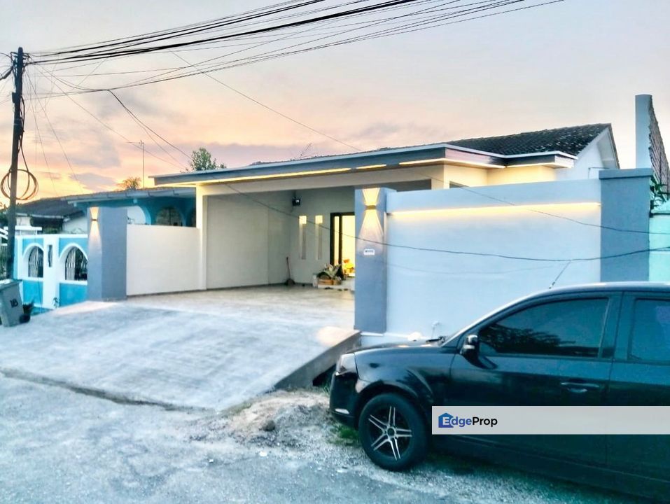 Jalan Emas 14 | Sri Skudai Single Storey Semi D | 30x80+ 8feet land | RM678k, Johor, Skudai