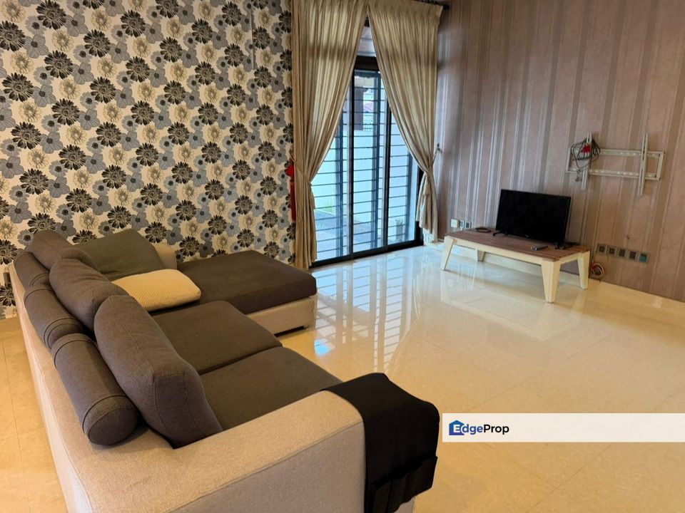 Jalan Layang, Taman Perling Double Storey Semi Detached 35' x 80' | South | RM1.16MIL, Johor, Johor Bahru