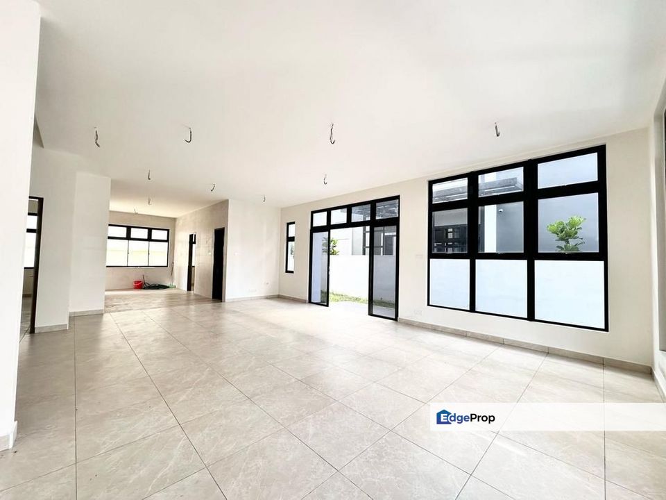 Nusa Sentral Winter Pavillion  Three Storey Semi D 40x85 RM2.1MIL, Johor, 
