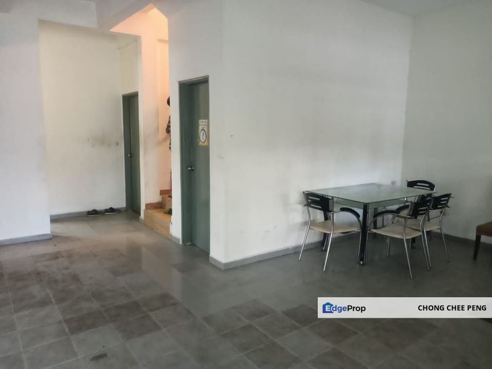 Taman dato yahya shahban taman kasih double storey semi Detached ulu tiram for sale, Johor, Ulu Tiram