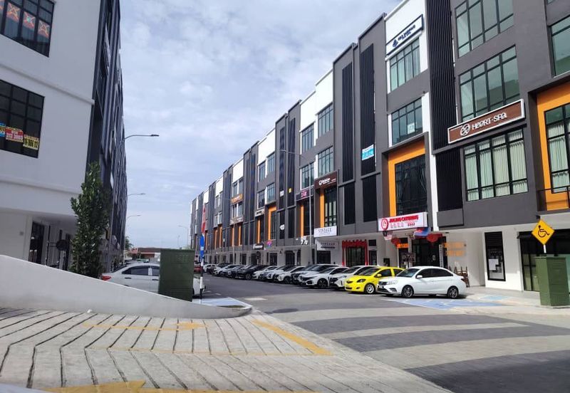 Pelangi Avenue Taman Pelangi