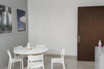 Austin 18 Versatile Business Suites