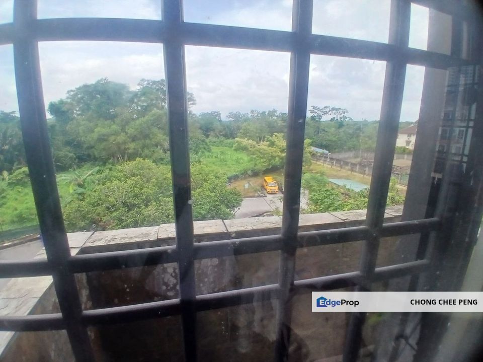 sri kenari apartment tampoi corner lot for sale, Johor, Tampoi