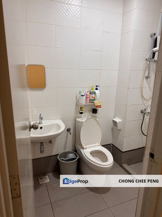 season luxury apartment larkin for sell, Johor, Johor Bahru