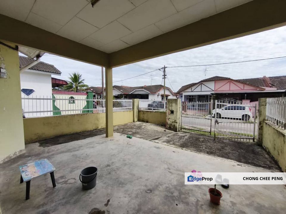 taman senai utama single storey terrace endlot for sale, Johor, Senai