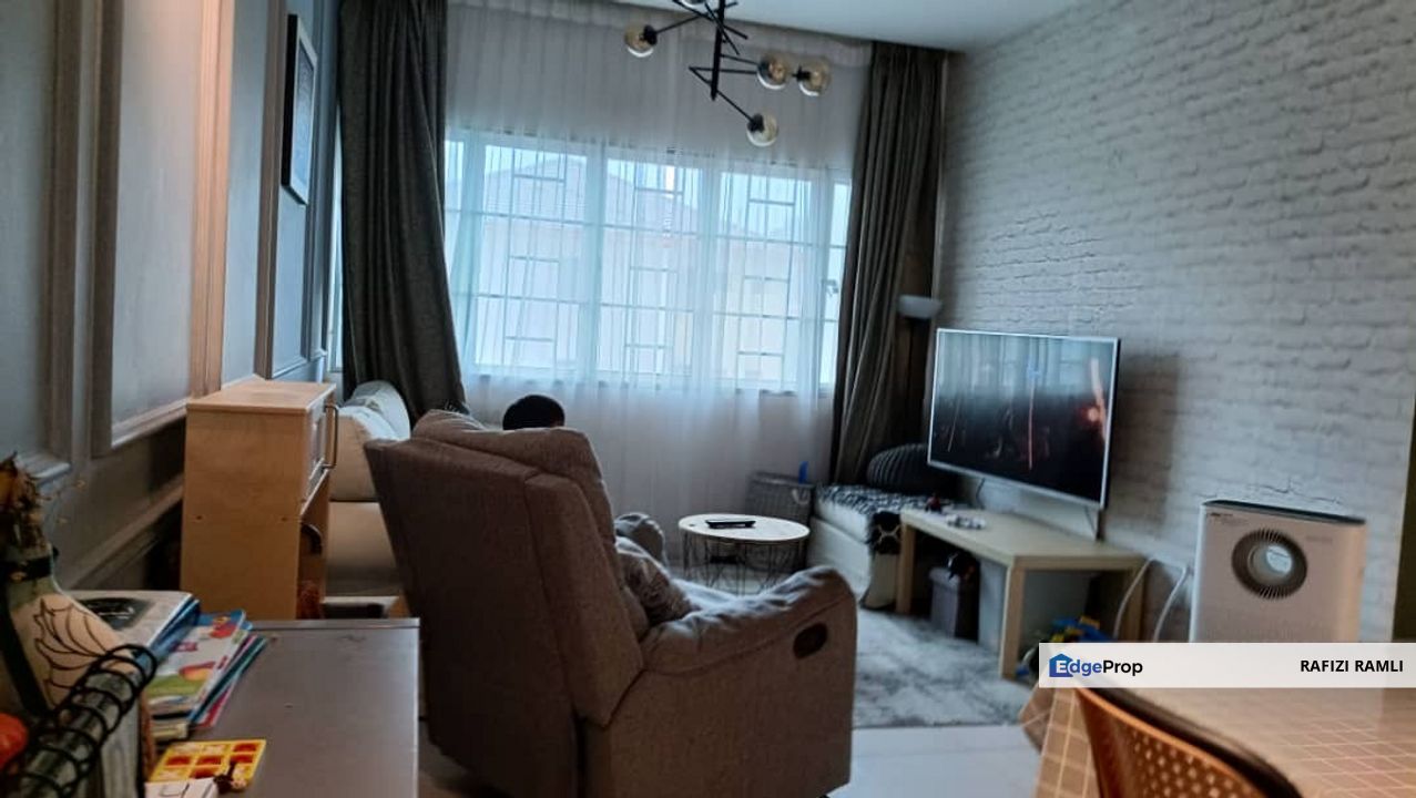 Low Density Nicely Renovated Mewah 9 Residence Kajang for SALE, Selangor, Kajang