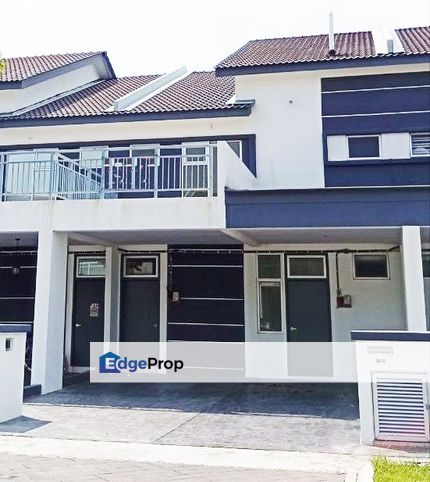 Upper Townhouse Kita Bayu Cybersouth Dengkil - Non bus serene Area, Selangor, Dengkil