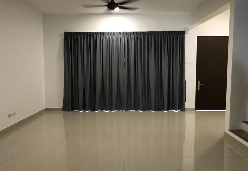 Lake Point Residence