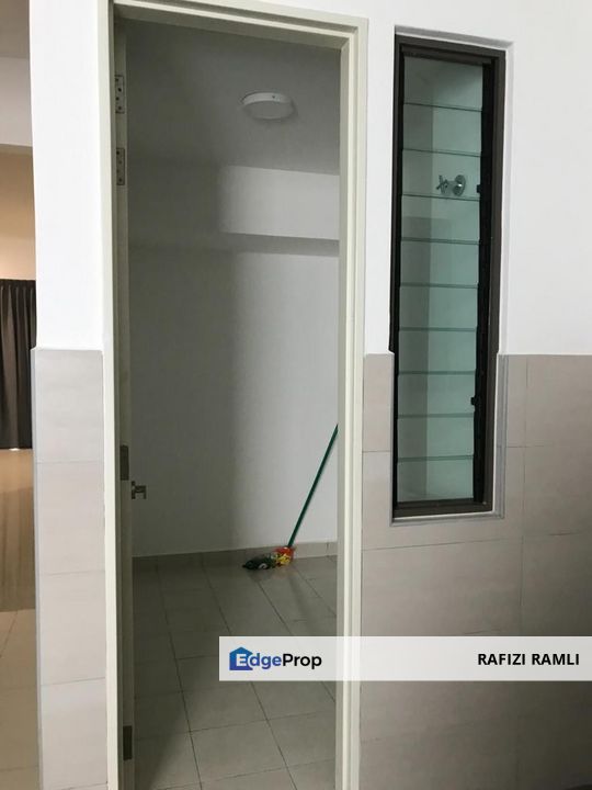 3-Storey Lake Point Residence, Cyberjaya — Landed Home For Rent, Selangor, Cyberjaya