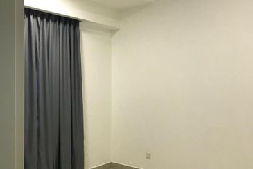 Lake Point Residence