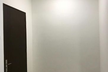 Lake Point Residence