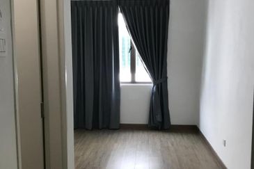 Lake Point Residence