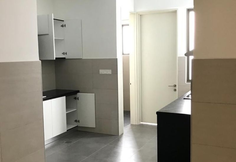 Lake Point Residence