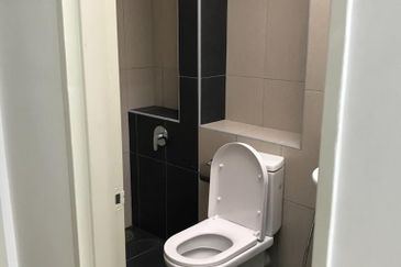 Lake Point Residence