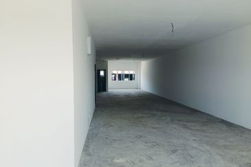 New 2 Storey Shop Lot In Dengkil for Sale
