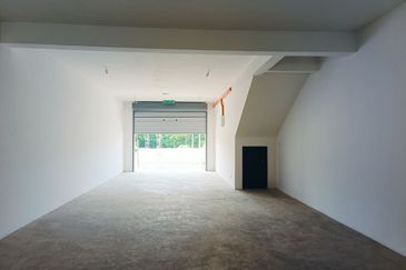 New 2 Storey Shop Lot In Dengkil for Sale