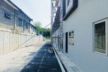 New 2 Storey Shop Lot In Dengkil for Sale