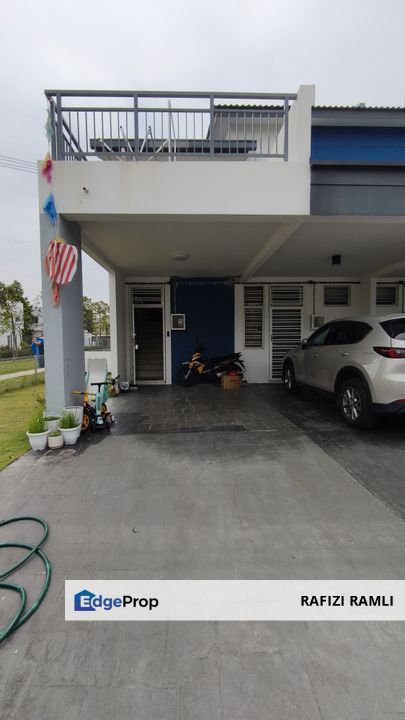 Upper Townhouse Kita Mekar Dengkil Untuk Dijual RM450,000 Gated Guarded, Selangor, Dengkil