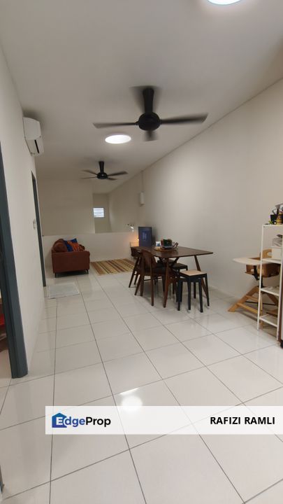 Upper Townhouse Kita Mekar Dengkil Untuk Dijual RM450,000 Gated Guarded, Selangor, Dengkil