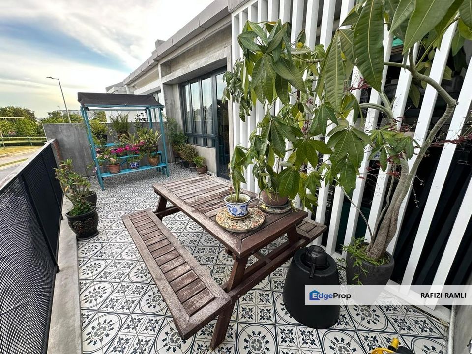 Fully Furnished Renovated Terrace House for Rent at Sejati Lakeside, Cyberjaya, Selangor, Cyberjaya