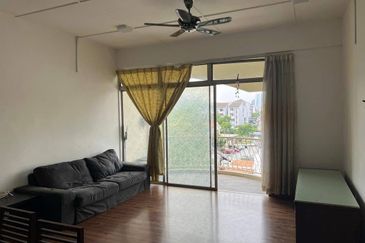 Intan Apartment