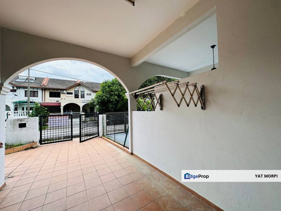 2 Storey house USJ 6 Subang Jaya - For Rent RM2000, Selangor, USJ