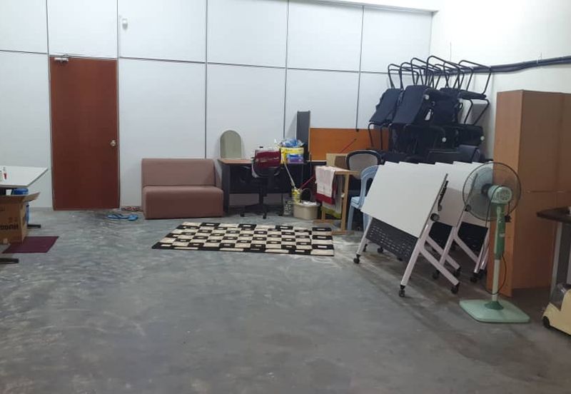 Oakland Commercial Centre